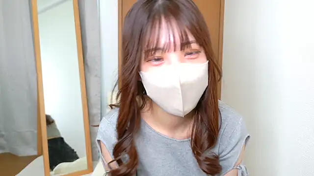 Snapshot of riri__nyan_o0 chatting on 11-20-25, 05:07 riri nyan o0 online show from 11-20-25, 05:07