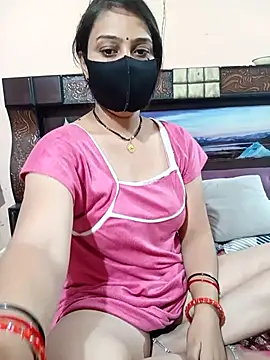 Snapshot of Priyanka_Pal chatting on 12-01-25, 01:21 Priyanka Pal online show from 12-01-25, 01:21