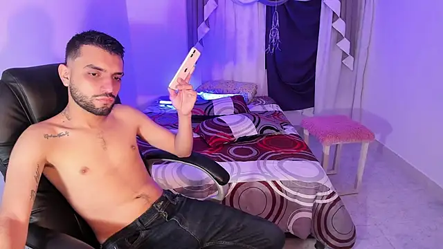 Jeremyy Boy online show from 09-19-25, 01:07