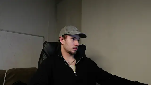 Snapshot of Ethan_Fyre chatting on 11-03-25, 09:59 Ethan Fyre online show from 11-03-25, 09:59