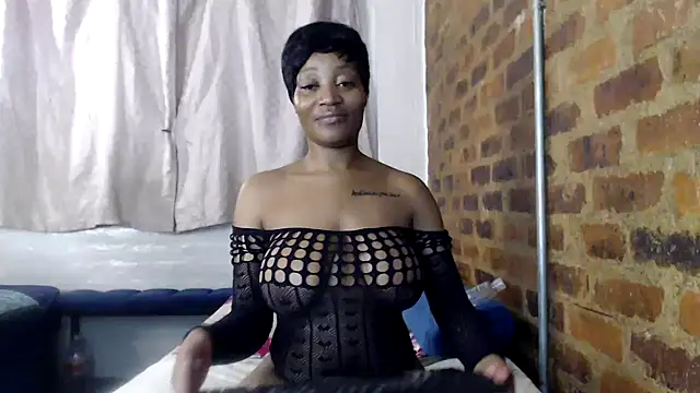 SweetPortableAmber online show from 11-09-25, 06:50