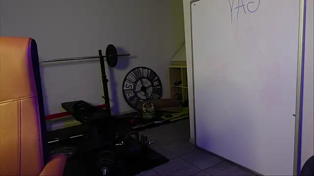 Mark Maxim online show from 10-18-25, 05:54