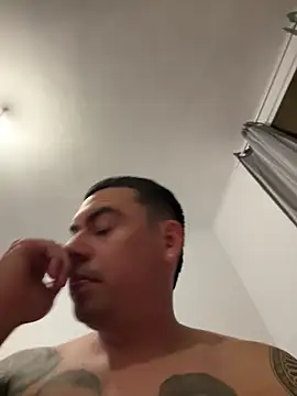 davidxxx099 online show from 05-02-26, 11:21
