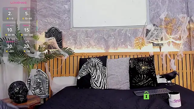 Snapshot of princequinn_ chatting on 10-11-25, 08:07 princequinn online show from 10-11-25, 08:07