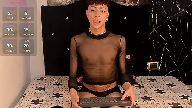 owen sexy25 online show from 10-24-25, 08:05