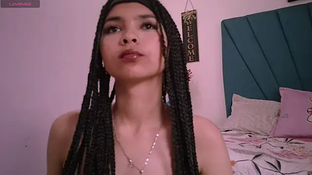 Snapshot of Kaidy_wish1 chatting on 09-27-25, 08:19 Kaidy wish1 online show from 09-27-25, 08:19