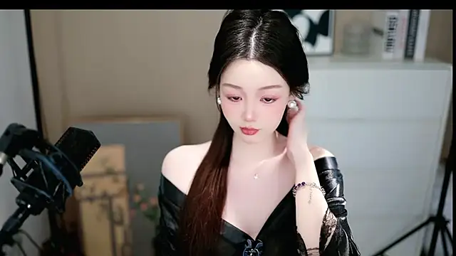 abbyli12 online show from 01-31-26, 07:45