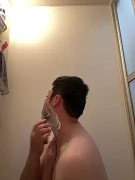 Snapshot of shin0689 chatting on 01-16-26, 10:25 shin0689 online show from 01-16-26, 10:25