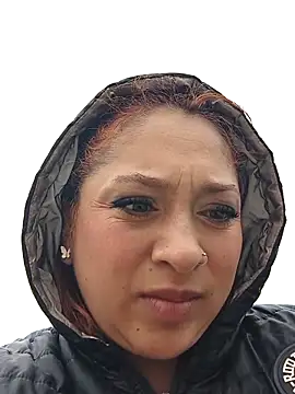 Snapshot of Mariana-94 chatting on 02-14-26, 02:03 Mariana-94 online show from 02-14-26, 02:03