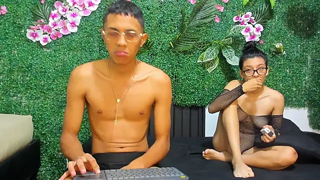 MielAndLeo online show from 09-30-25, 06:07