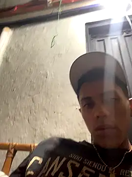 MielAndLeo online show from 10-26-25, 01:33