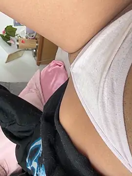 sabrina rosee online show from 10-28-25, 01:25