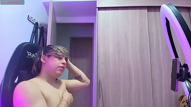 brunothompson3 online show from 10-10-25, 01:37