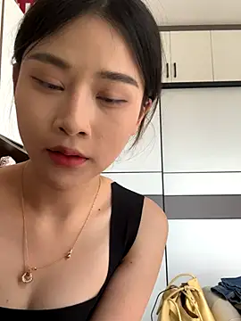 Alissa AA online show from 09-24-25, 08:17