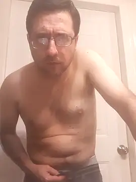 Snapshot of Gearsuit chatting on 09-13-25, 07:08 Gearsuit online show from 09-13-25, 07:08