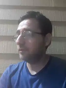 Snapshot of Gearsuit chatting on 09-15-25, 10:15 Gearsuit online show from 09-15-25, 10:15