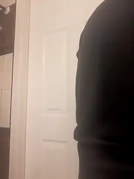 Snapshot of Gearsuit chatting on 09-26-25, 04:16 Gearsuit online show from 09-26-25, 04:16