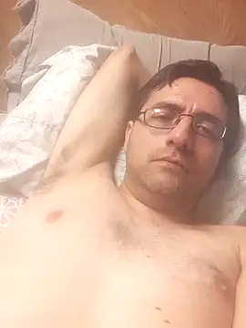 Snapshot of Gearsuit chatting on 09-30-25, 12:04 Gearsuit online show from 09-30-25, 12:04