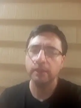 Snapshot of Gearsuit chatting on 10-04-25, 04:32 Gearsuit online show from 10-04-25, 04:32