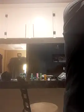 Snapshot of Gearsuit chatting on 10-07-25, 04:53 Gearsuit online show from 10-07-25, 04:53