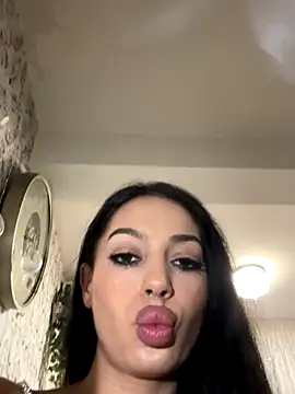 Bella Vixen  online show from 09-09-25, 09:58