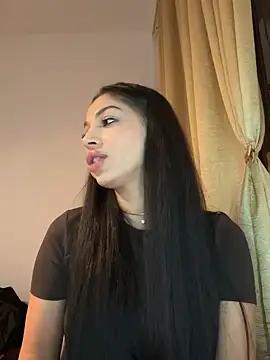 Bella Vixen  online show from 10-15-25, 07:03