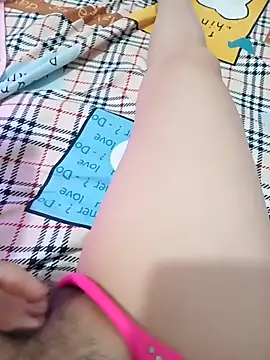 Snapshot of Thaohoa_love chatting on 02-22-26, 08:24 Thaohoa love online show from 02-22-26, 08:24