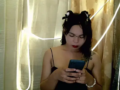 Snapshot of kera_metina chatting on 06-18-26, 12:44 kera metina online show from 06-18-26, 12:44