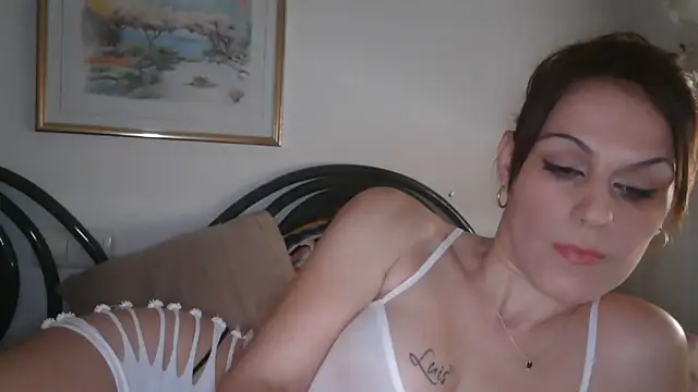 Snapshot of yumara351 chatting on 03-22-26, 11:46 yumara351 online show from 03-22-26, 11:46