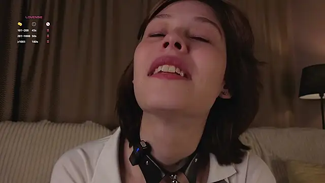 Snapshot of LurleneRamo chatting on 09-25-25, 01:20 LurleneRamo online show from 09-25-25, 01:20