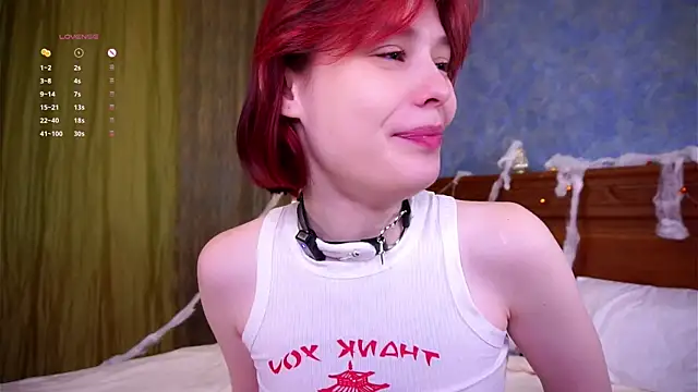 Snapshot of LurleneRamo chatting on 10-31-25, 01:06 LurleneRamo online show from 10-31-25, 01:06