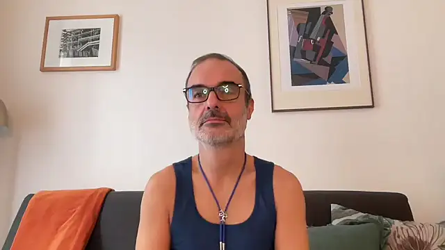 Snapshot of Milkywaymen chatting on 11-13-25, 12:37 Milkywaymen online show from 11-13-25, 12:37