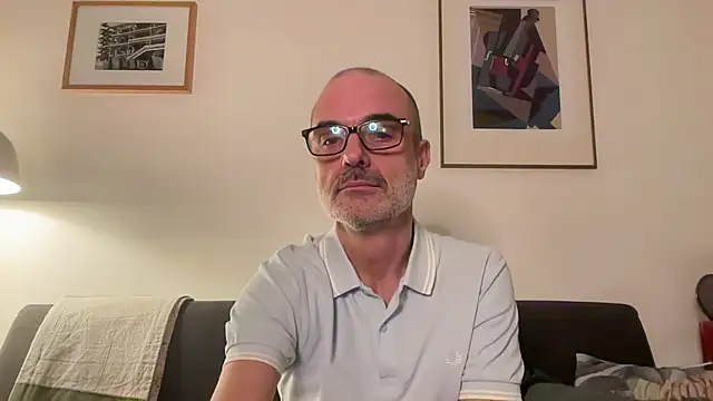 Snapshot of Milkywaymen chatting on 01-10-26, 08:10 Milkywaymen online show from 01-10-26, 08:10