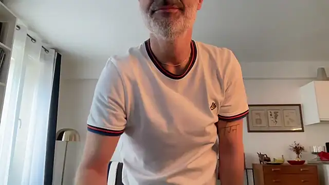 Milkywaymen online show from 05-16-26, 11:20