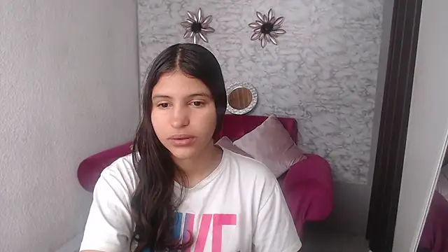 Evagirl69 online show from 10-20-25, 06:19