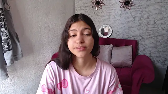Evagirl69 online show from 05-08-26, 12:21
