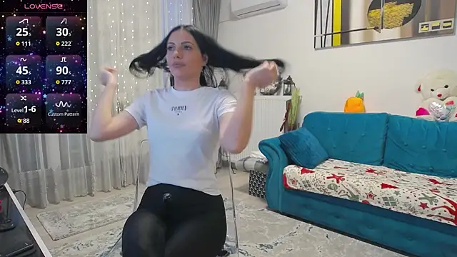 ScarletTemptations online show from 12-14-25, 05:35