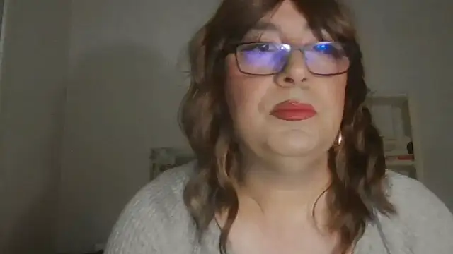 Snapshot of nataliacd chatting on 11-03-25, 03:57 nataliacd online show from 11-03-25, 03:57