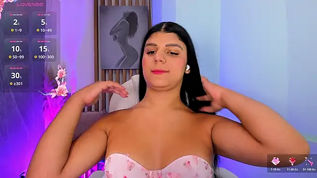 PauliinaBelle  online show from 05-03-26, 01:06