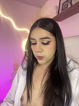 Zoe Serrat online show from 10-02-25, 12:12