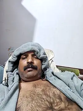 vardh033 online show from 11-11-25, 03:39