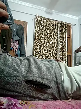 vardh033 online show from 02-12-26, 02:01