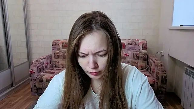 AlisaWyn online show from 11-12-25, 04:57