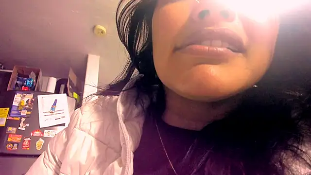 scarletr red online show from 09-26-25, 10:58