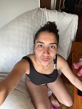 Snapshot of Souphicherry chatting on 01-13-26, 10:04 Souphicherry online show from 01-13-26, 10:04