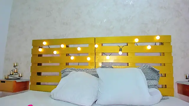 thalia888  online show from 11-26-25, 07:15