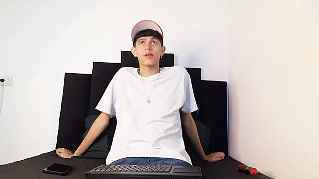 alexmark  online show from 11-12-25, 03:51