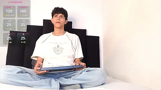 alexmark  online show from 12-22-25, 01:08