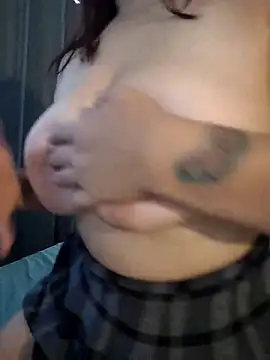 caronicole77 online show from 03-23-26, 04:44