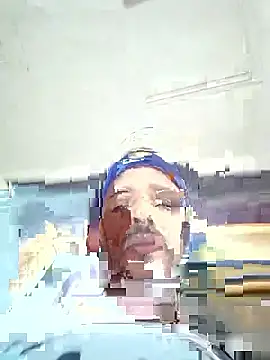 Snapshot of Danypeluche chatting on 09-20-25, 08:10 Danypeluche online show from 09-20-25, 08:10